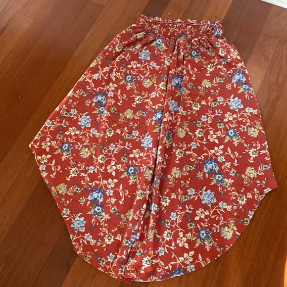 Bucket List Wide Flowy Leg Pants Red Floral print - Sz L wPockets - Picture 8 of 13